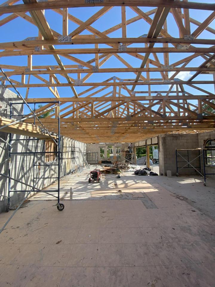 Roof Contractor Broward County